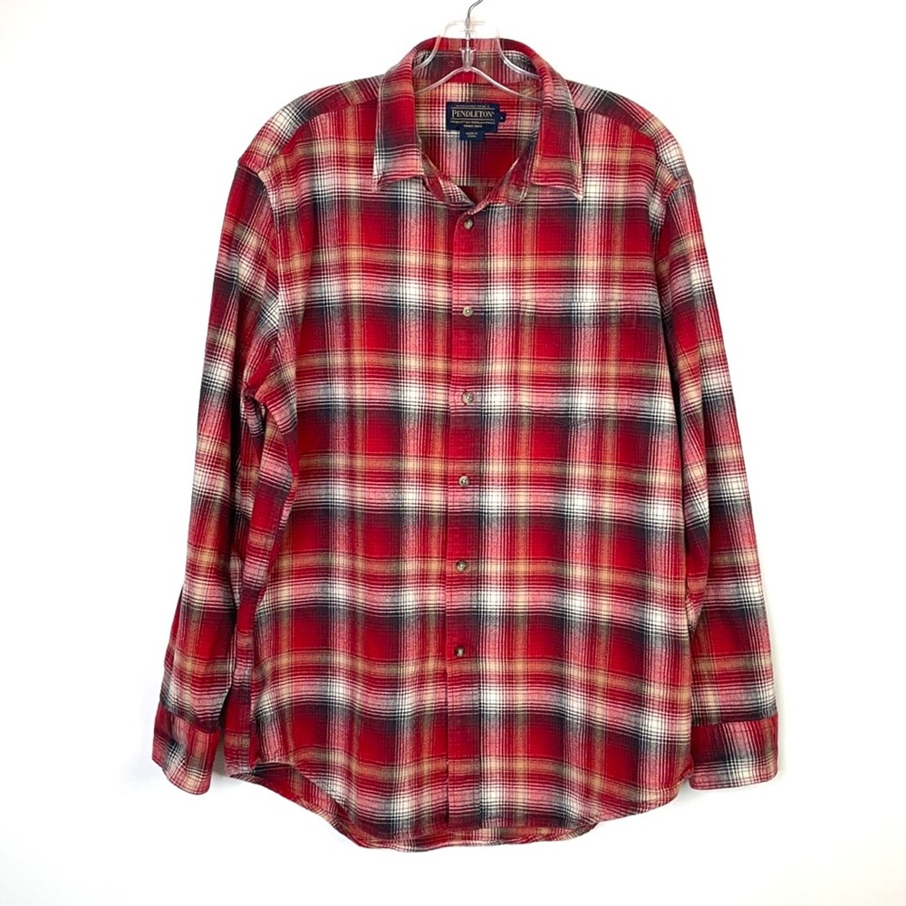 Pendleton Men’s Button Down Shirt in Size Large